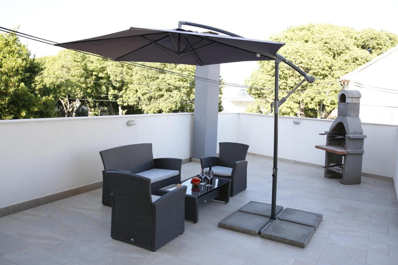Guest House Lorenta Vodice Buitenkant foto