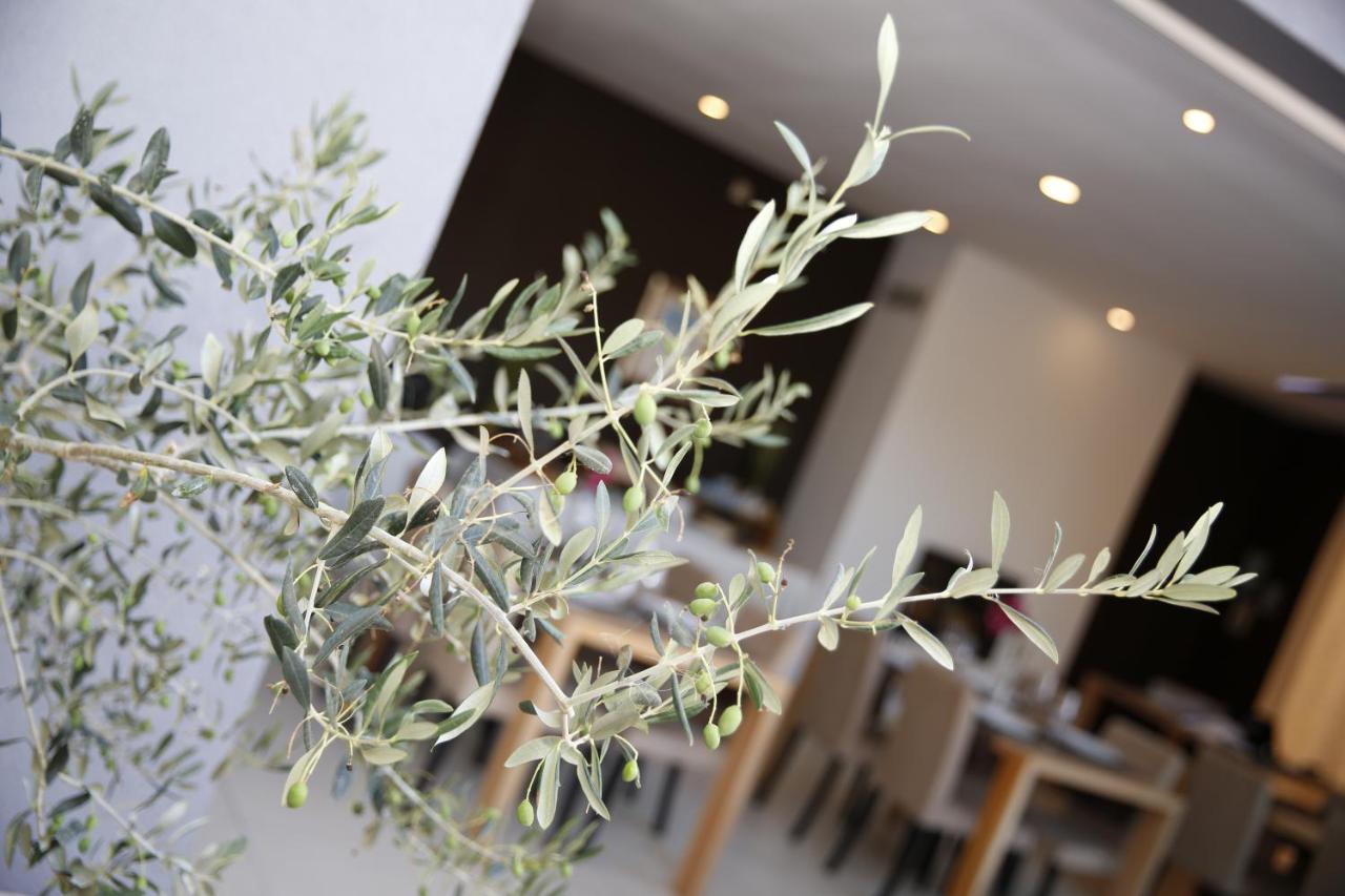 Guest House Lorenta Vodice Buitenkant foto